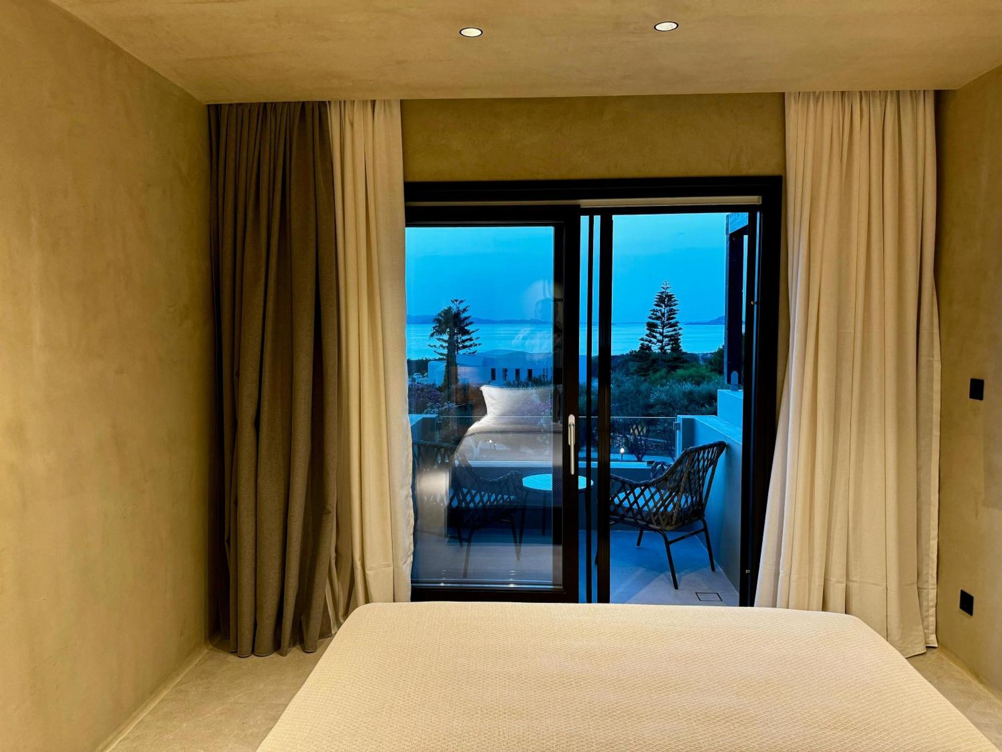 Villa Faros Small Hotel & Restaurant Aliko Beach Exterior photo